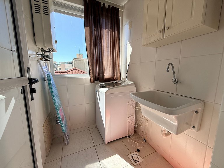 Apto c/ Churrasqueira a 190m da Praia PGA0205