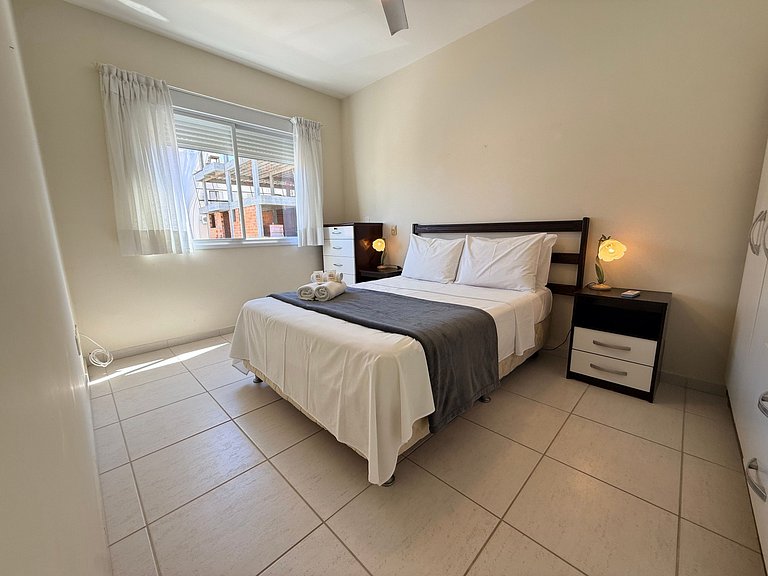 Apto c/ Churrasqueira a 190m da Praia PGA0205