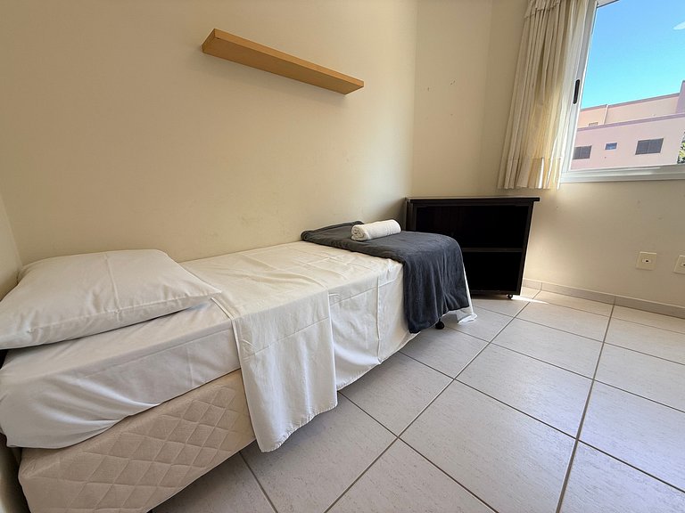 Apto c/ Churrasqueira a 190m da Praia PGA0205