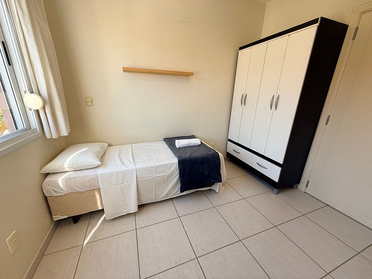 Apto con Parrilla a 190 m de la Playa PGA0205