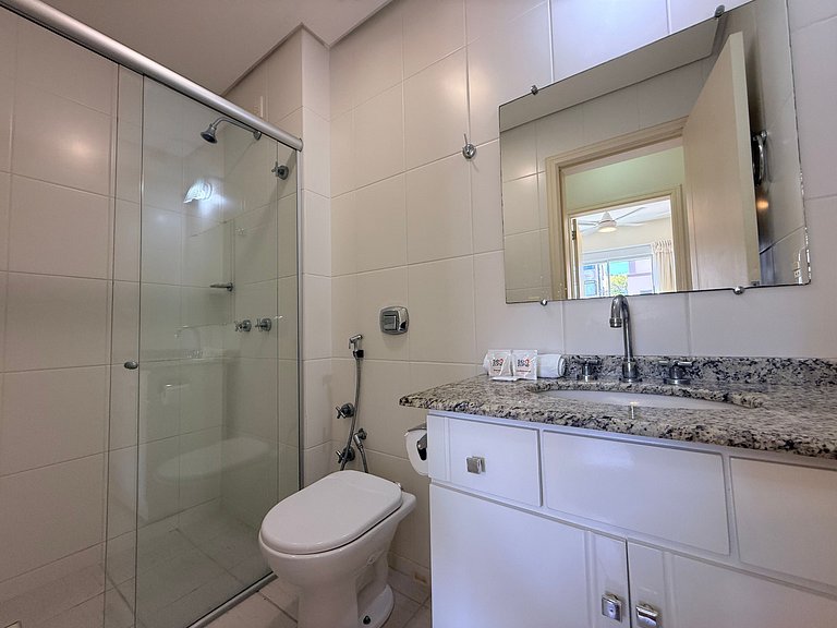 Apto c/ Churrasqueira a 190m da Praia PGA0205