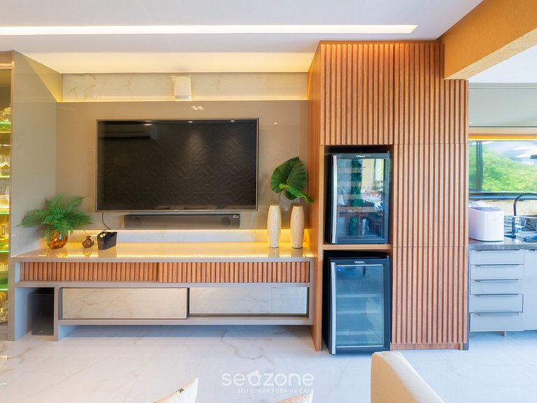 Casa 3 Suítes em Cond. c/ Piscina VLN0116