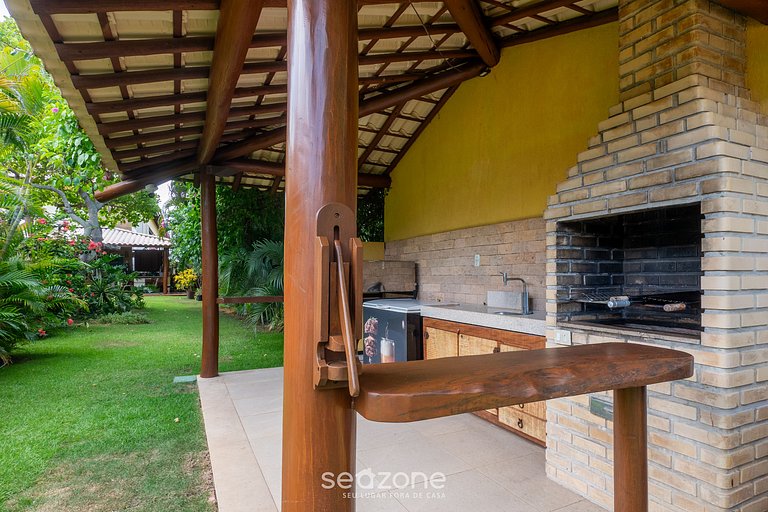 Casa 3 Suítes em Cond. c/ Piscina VLN0116