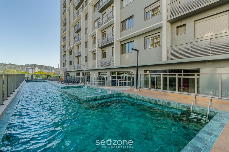 Studio em cond. c/ piscina próx. da PUC MCP0403