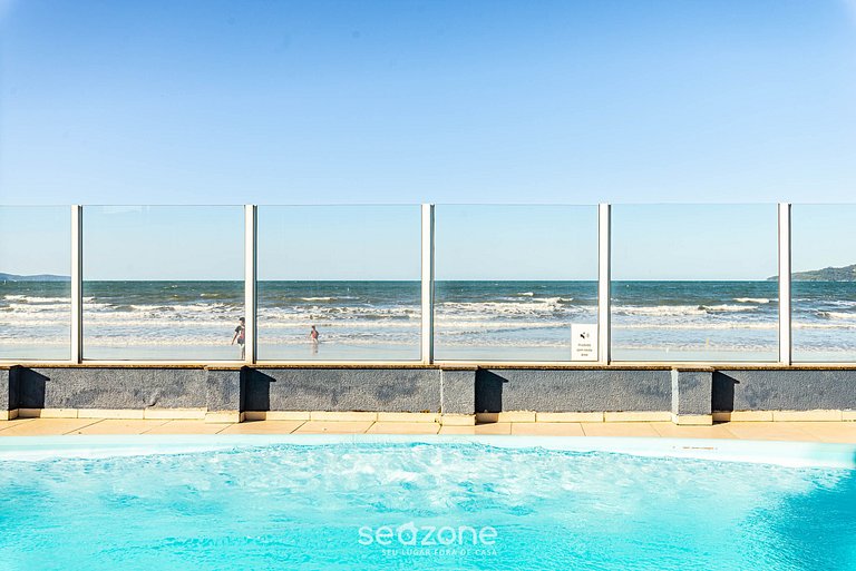 Dúplex con impresionantes vistas al mar RAT002