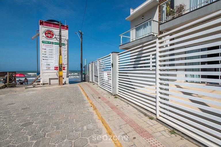 Duplex com vista mar deslumbrante RAT002