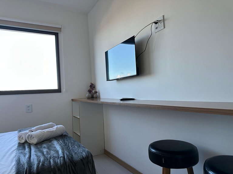 Studio em Salvador em prédio c/ piscina HFO0609