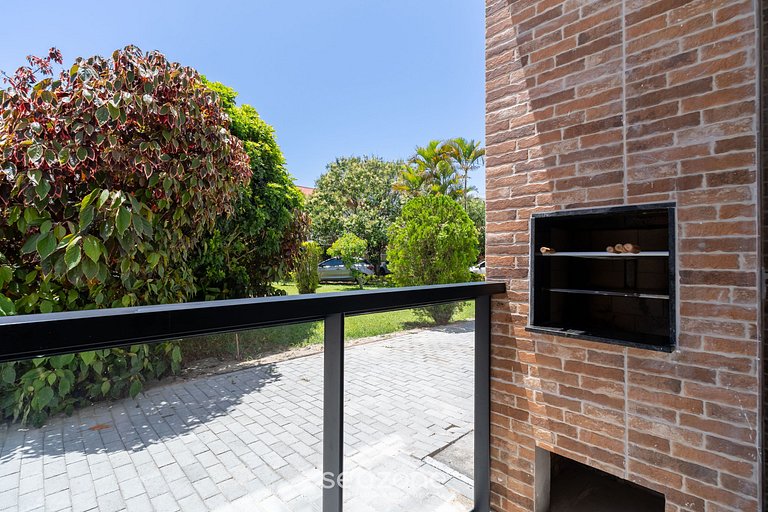 Apto c/ churrasq. gourmet nos Ingleses SJS0008