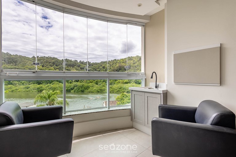 Apto 2Q c/ churrasq. prox da praia - BC - STL401