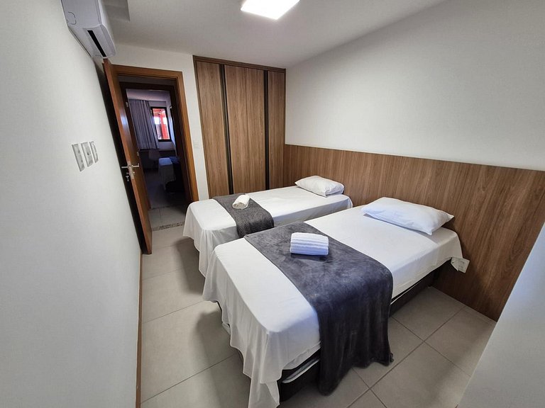 Apto em Cond. c/ Piscina a 350 m da Praia PLL0004