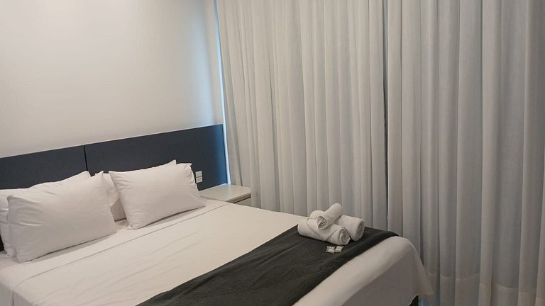 Apto 1Q em Cond c/ Piscina a 280m da Praia MHF1107