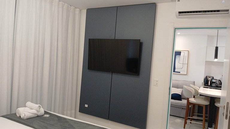 Apto 1Q em Cond c/ Piscina a 280m da Praia MHF1107