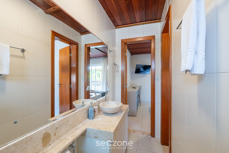 Casa em Cond. Pé na Areia Praia Itacimirim ISH0030