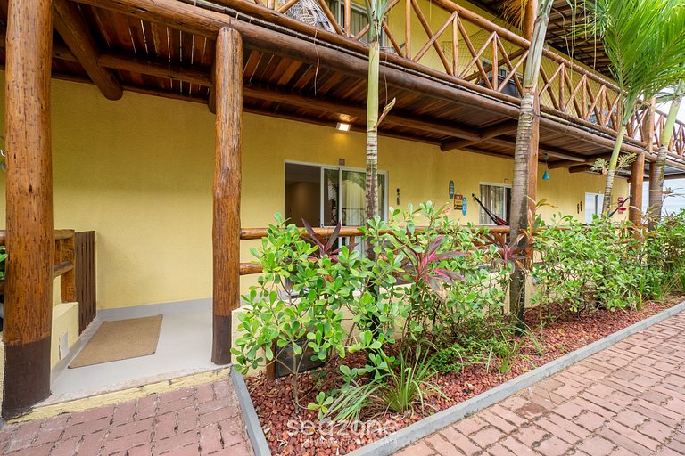 Casa em Cond. Pé na Areia Praia Itacimirim ISH0030