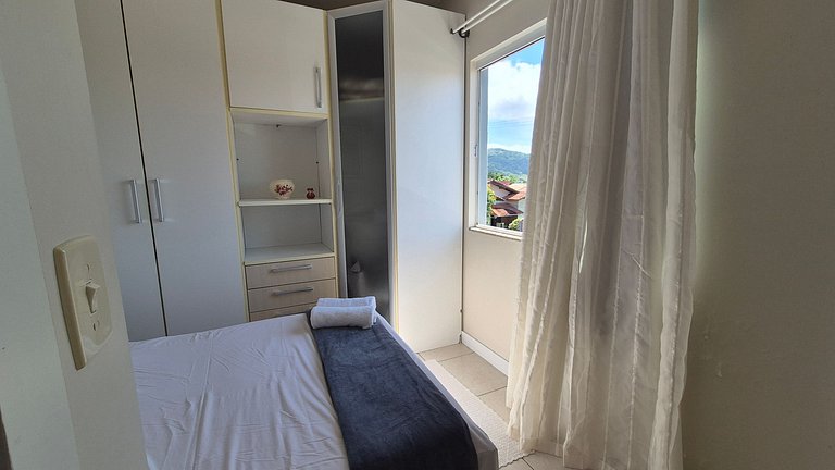 Apto c/ Churrasqueira a 600m da praia GOT0201