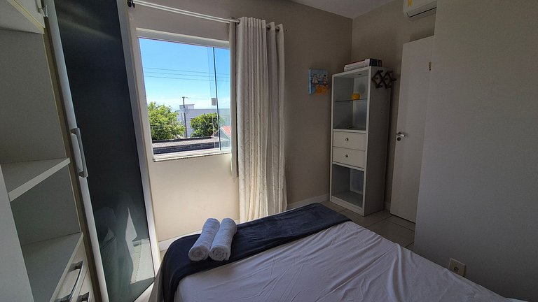 Apto c/ Churrasqueira a 600m da praia GOT0201