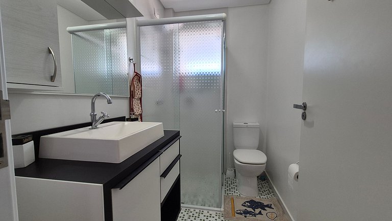 Apto c/ Churrasqueira a 600m da praia GOT0201