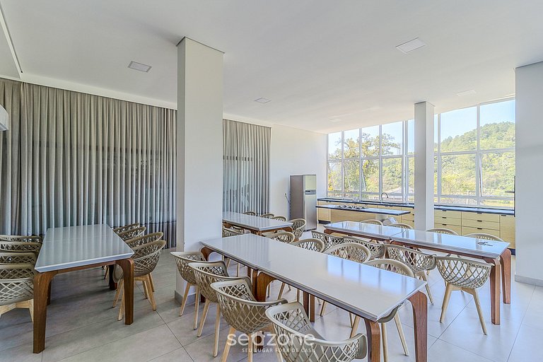 Apto c/ churrasq. privativa em BC - STL0505