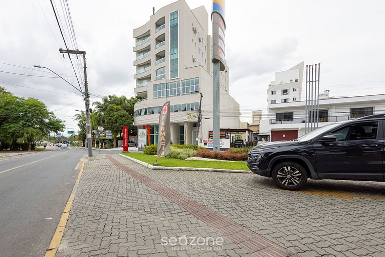 Apto c/ churrasq. privativa em BC - STL0505