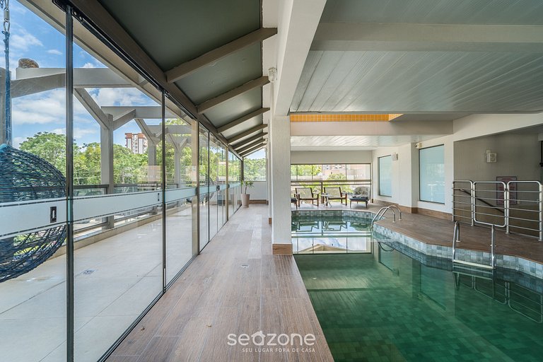 Ap en Cond. c/piscina climatizada Floripa CUR0716