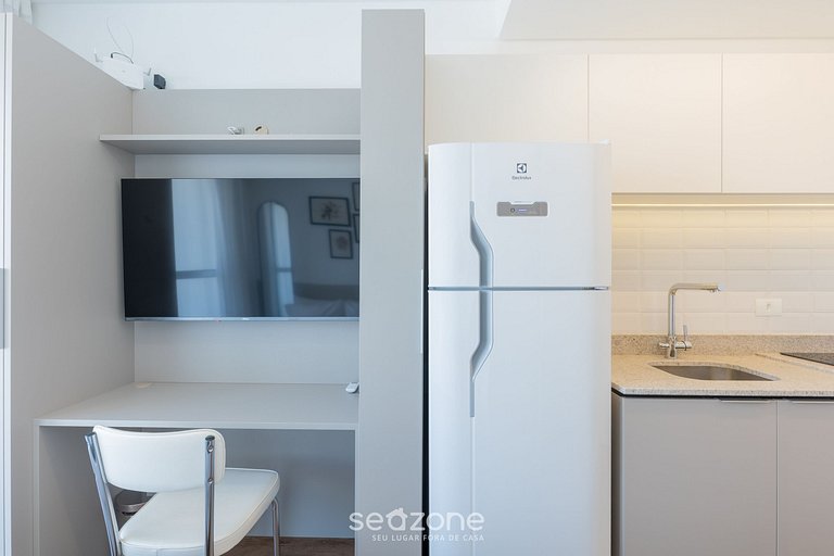 Estúdio em Cond. c/ Academia EMW1818