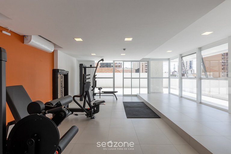 Studio em edif. c/ academia no Centro EMW1520