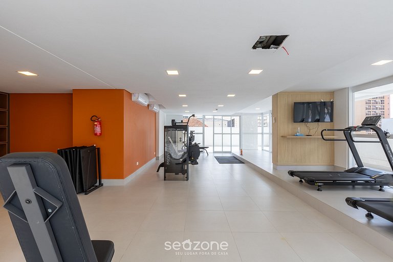 Studio em edif. c/ academia no Centro EMW1520