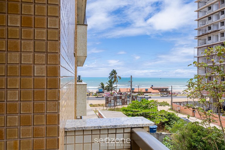 Apto c/ varanda a passos do mar em Ilheus ERW0301