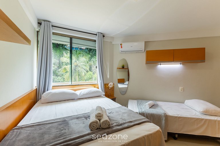 Apto c/ varanda a passos do mar em Ilheus ERW0301