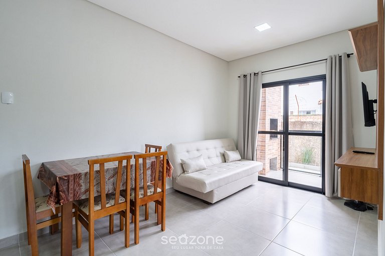 Apto c/ churrasq. privativa nos Ingleses SJS0007