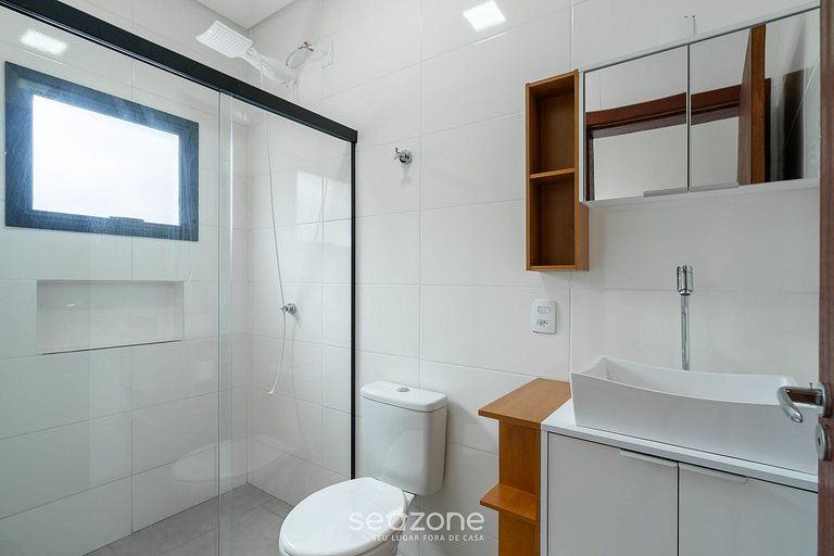 Apto c/ churrasq. privativa nos Ingleses SJS0007