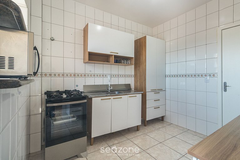 Apto con Hidromasaje en Coqueiros – ELB0203