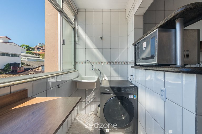 Apto con Hidromasaje en Coqueiros – ELB0203