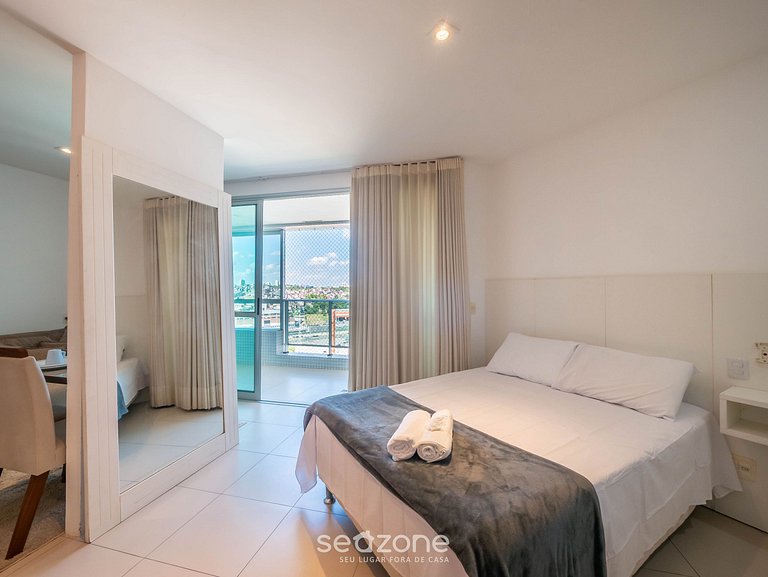 Estúdio em Prédio c/ Piscina e Academia MPZ0902