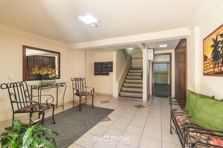 Apto con Hidromasaje en Coqueiros – ELB0203