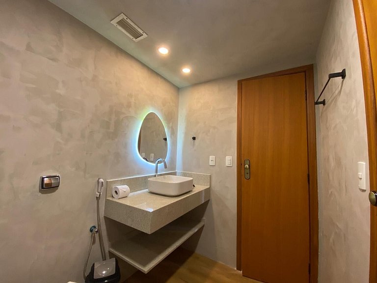 Apto c/ balcón a pasos de la playa, Barra TLR0113