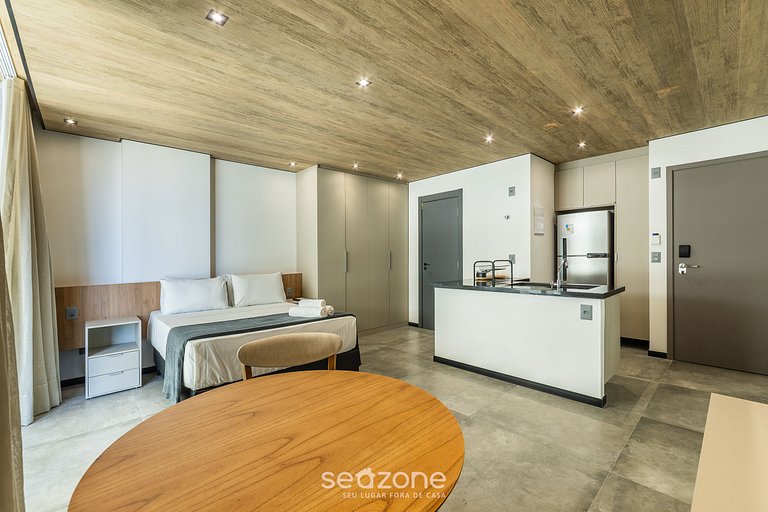 Estudio Vista Mar Lateral con Balcón NWT0701