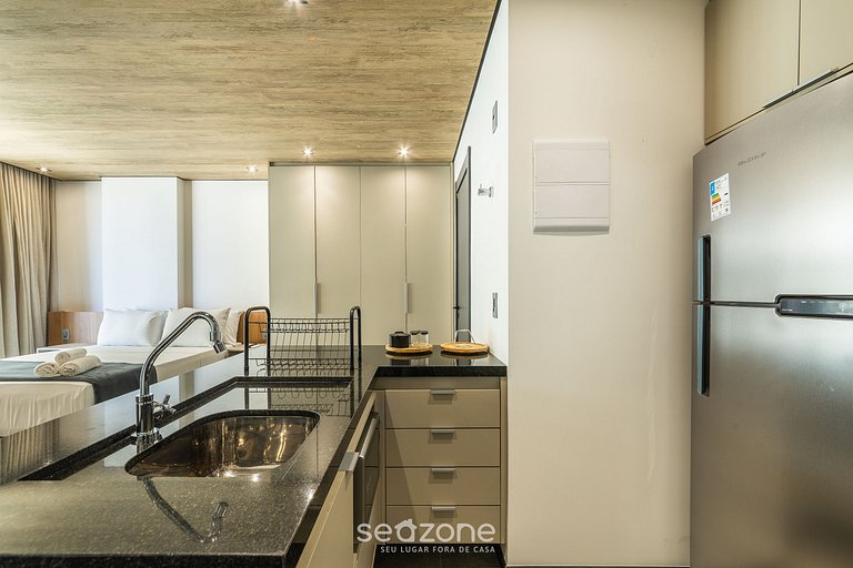 Estudio Vista Mar Lateral con Balcón NWT0701