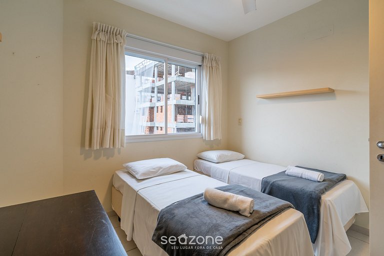 Apto con Parrilla a 190 m de la Playa PGA0205