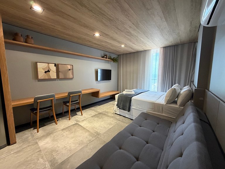 Studio em Maceió c/ varanda e vista mar NWT1315