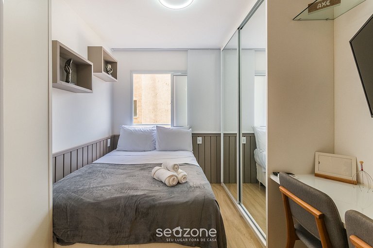 Studio em prédio à beira-mar de Salvador SMA0216