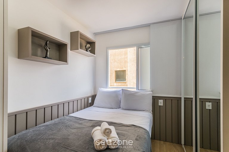 Estudio en edif. frente al mar de Salvador SMA0216