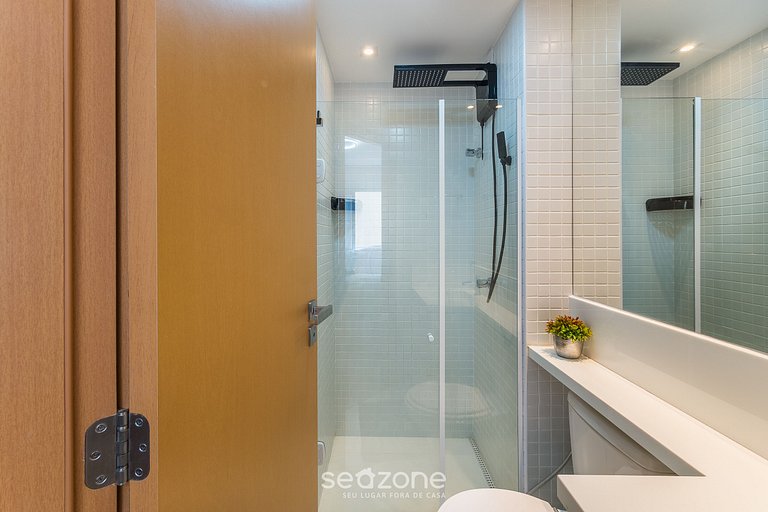 Estudio en edif. frente al mar de Salvador SMA0216