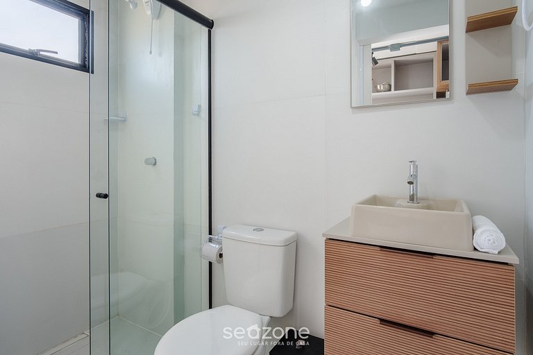 Loft a 50 m da Praia do Camacho PLO0006