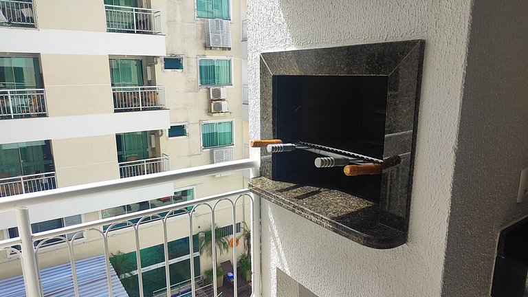 Apto en Cond. c/ Piscina 450 m de la Playa SBH0237