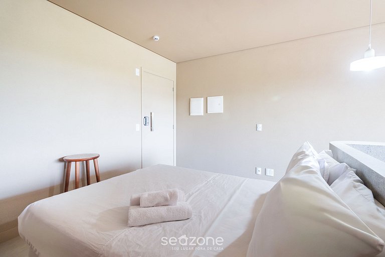 Estudio en Cond. con Piscina y Gimnasio CUO0114