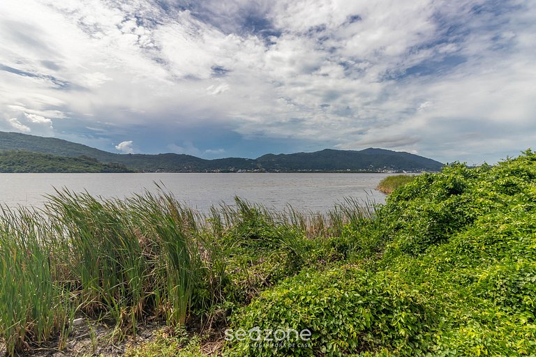 Estudio en Cond. con Piscina y Gimnasio CUO0114