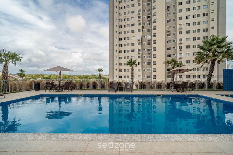 Apto em prédio c/ piscina em João Pessoa - JDS0104