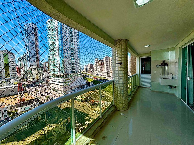 Apto c/ Churrasqueira a 90m da Praia CMF0501