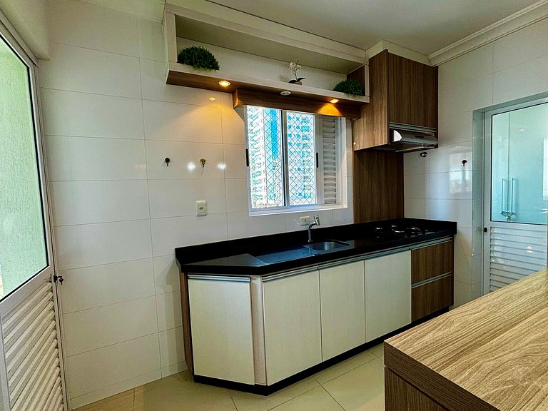 Apto con Parrilla a 90 m de la Playa CMF0501